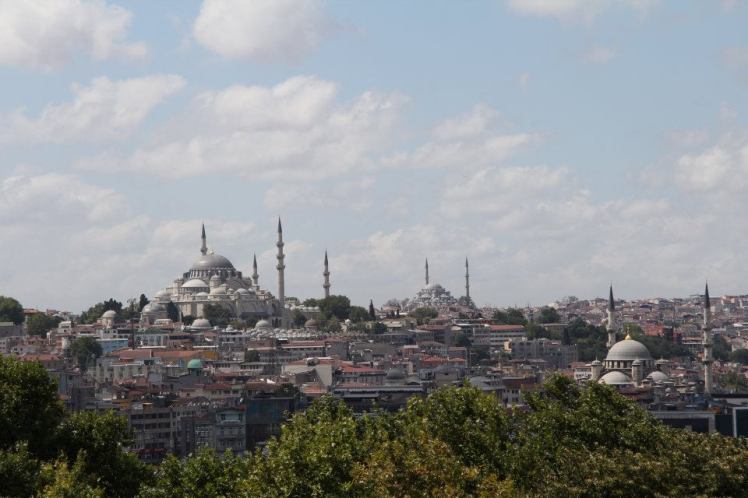 320597_10150292507979667_1661283322_n